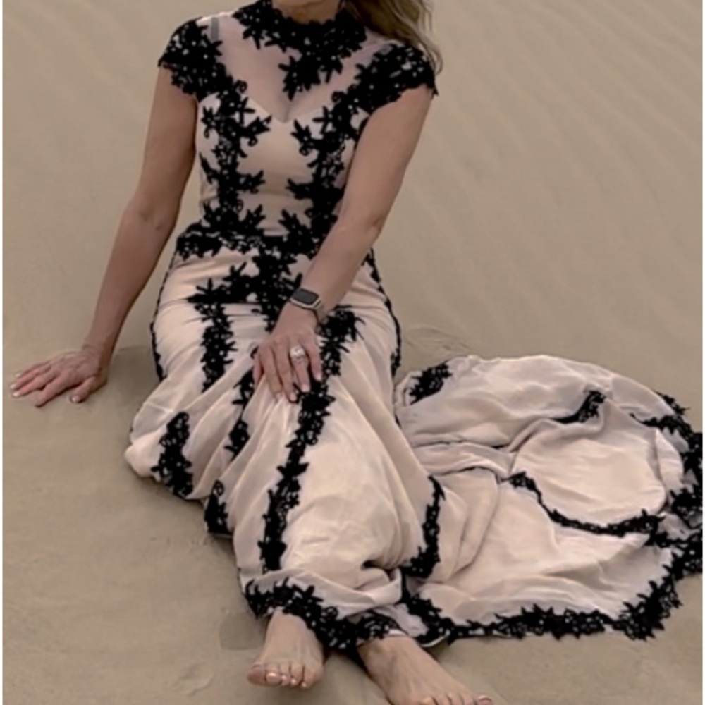 Beautiful fun dress for any occasions